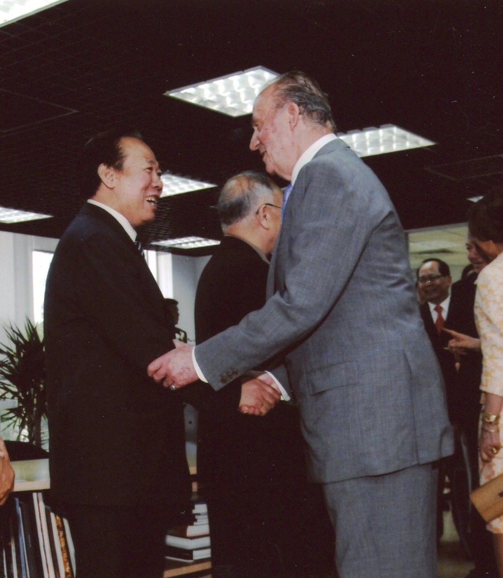 edebbe88c8cc47afa194144b8d0a2c41.jpg edebbe88c8cc47afa194144b8d0a2c41.jpg