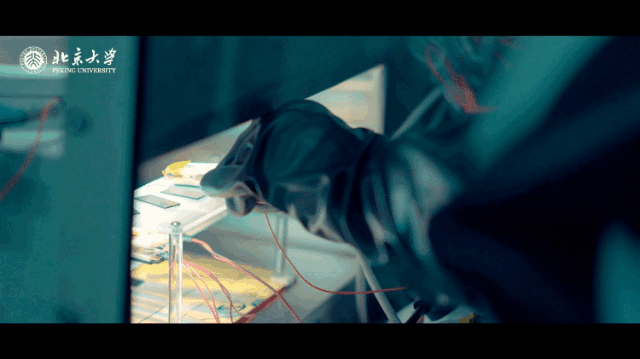 3b787c427b364341968d4f46138a25c3.gif 周老师动图.gif