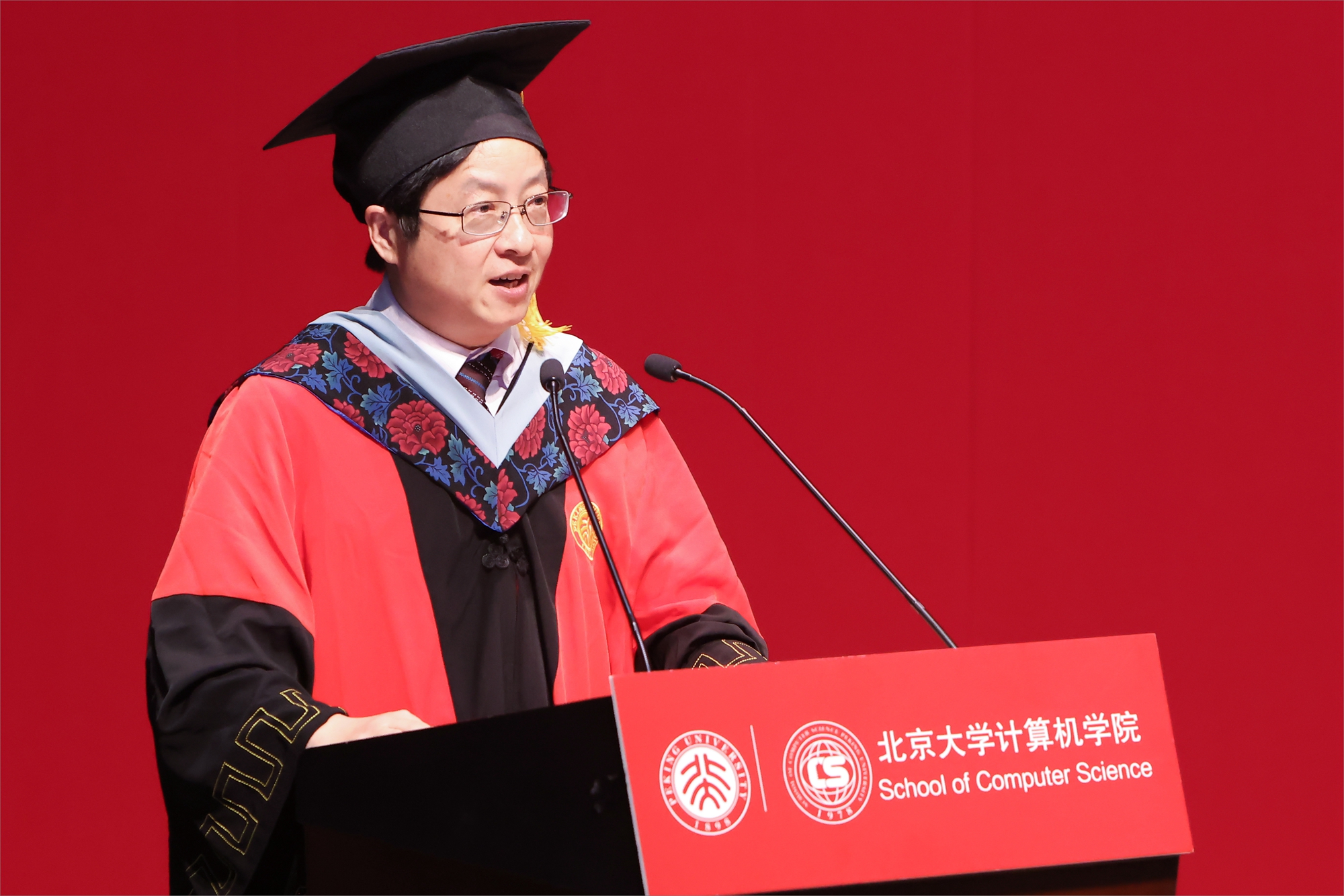 ef9ed4559f54475f9283369500a6735d.jpg 胡振江致辞.jpg