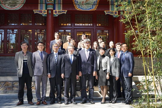 8111d135964148f8a8c4f45b898befbd.jpg 东京大学_副本.jpg