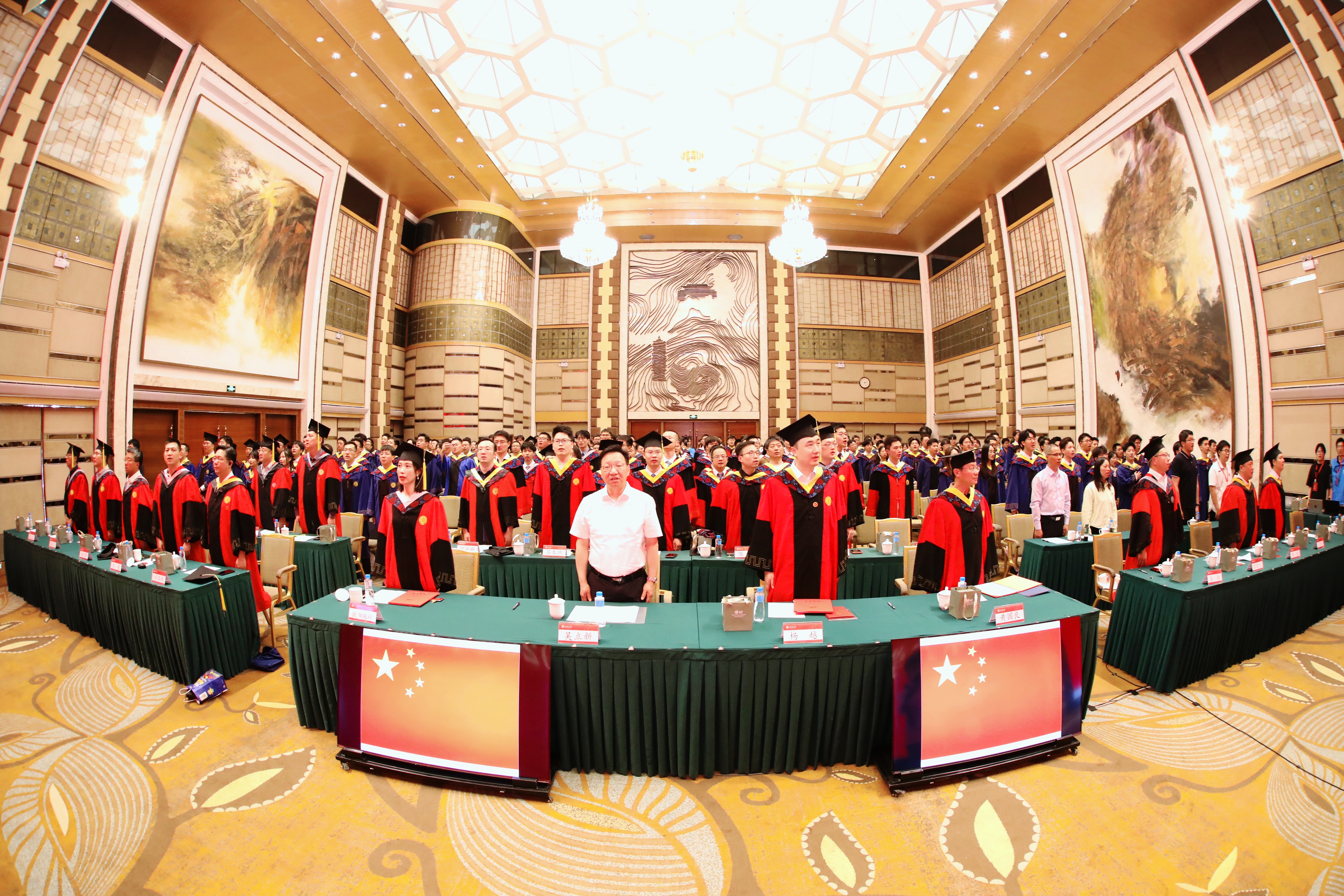 2奏唱国歌_LLRR6174.JPG