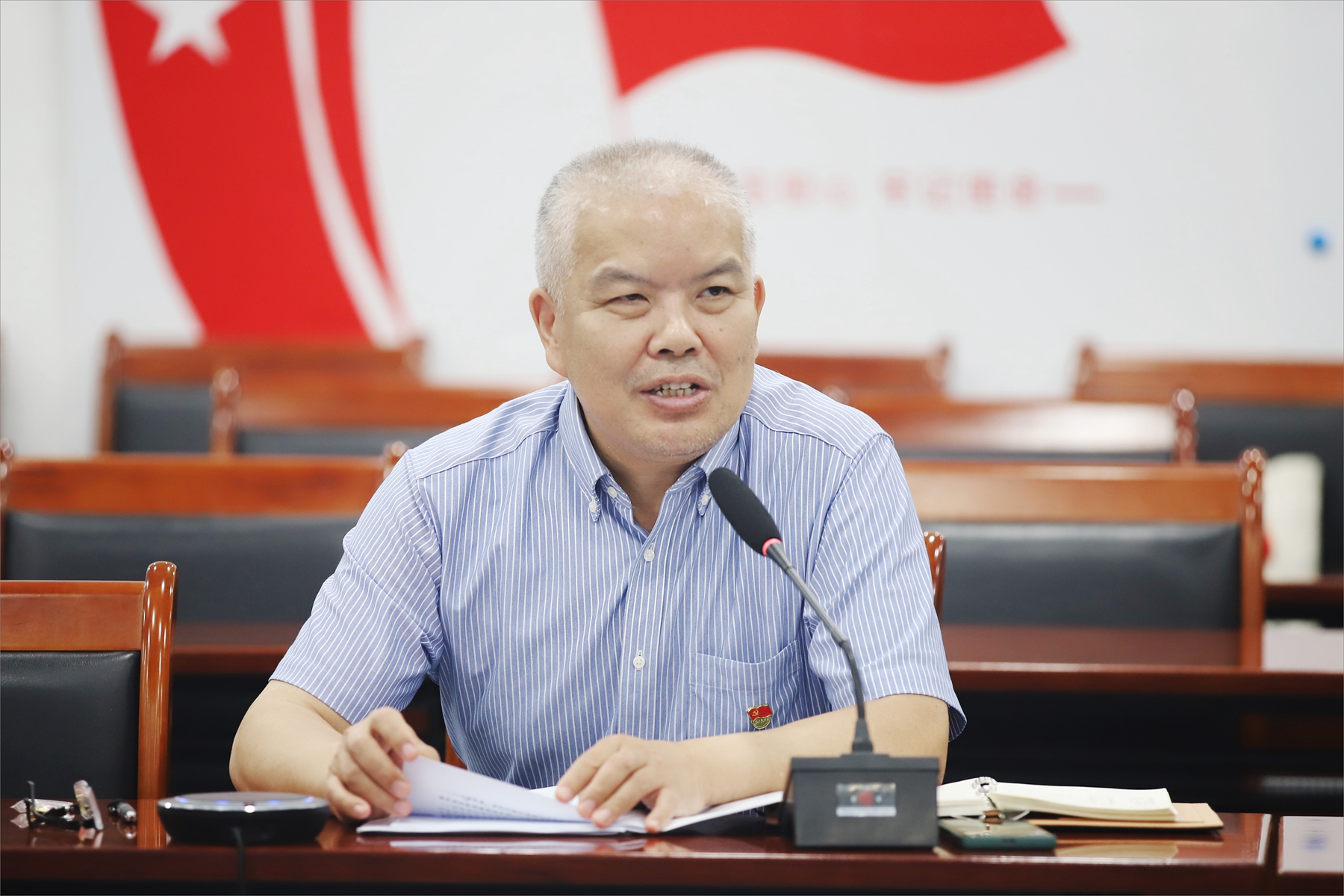 f119de5d6ca04d3a8d71c808a1b8bd6a.jpg 崔建华发言.jpg